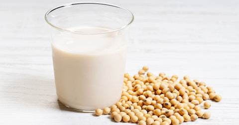 How to Make Homemade Soy Milk From Dried Soybeans